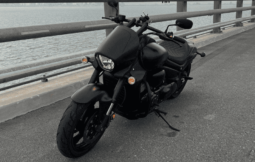 
										2018 Suzuki Boulevard M109R Black Edition (VZR1800BZ) full									